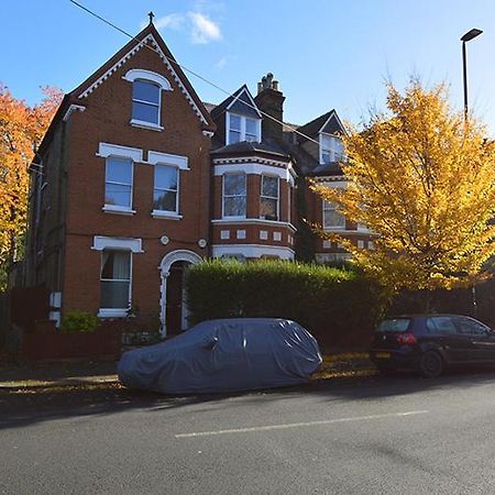 2 Bedroom Top Floor Flat, West Dulwich Free Street Parking Londres Exterior foto