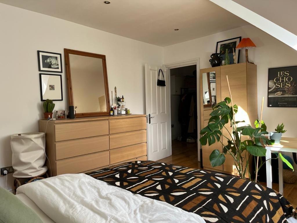 2 Bedroom Top Floor Flat, West Dulwich Free Street Parking Londres Exterior foto